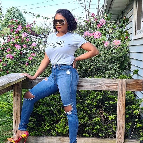 Blue tshirt - Picture 1 of 2